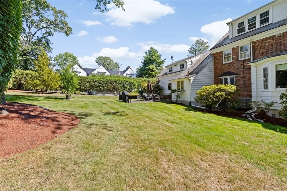 443 Chestnut St, Newton, MA 02468
