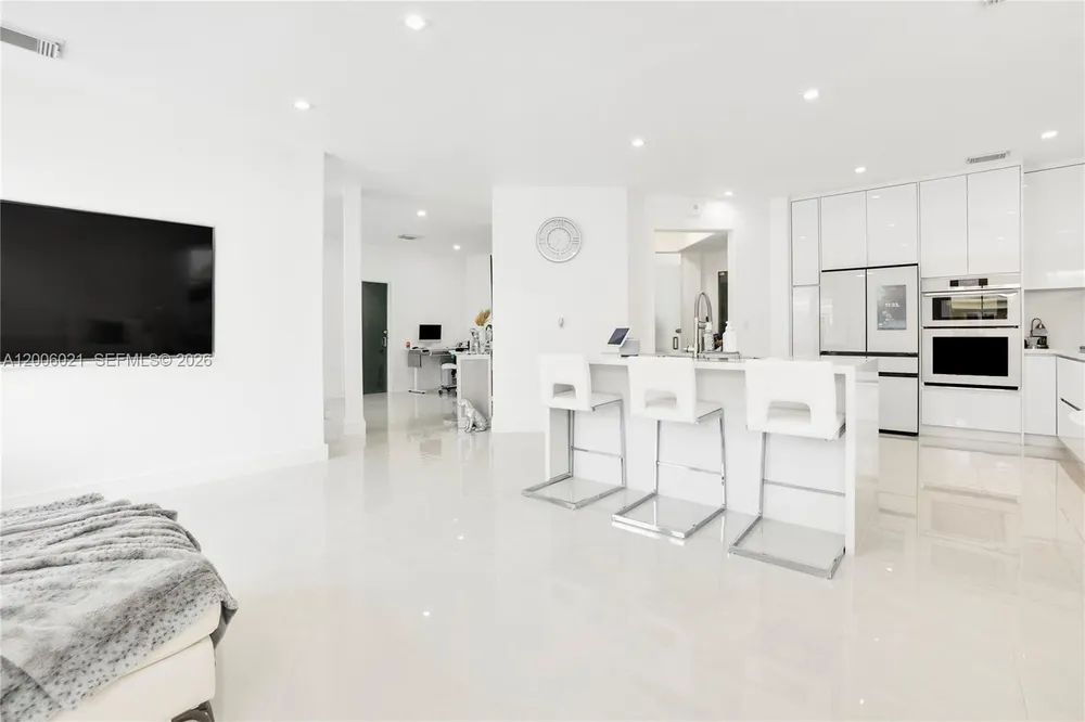 16621 SW 58th Terrace, Miami, FL 33193
