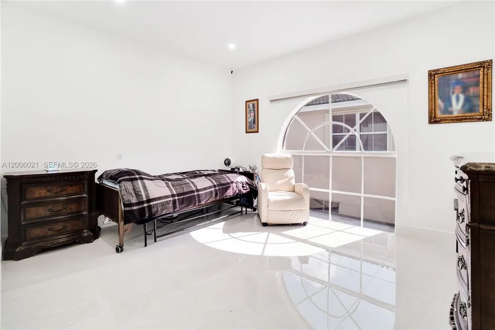 16621 SW 58th Terrace, Miami, FL 33193