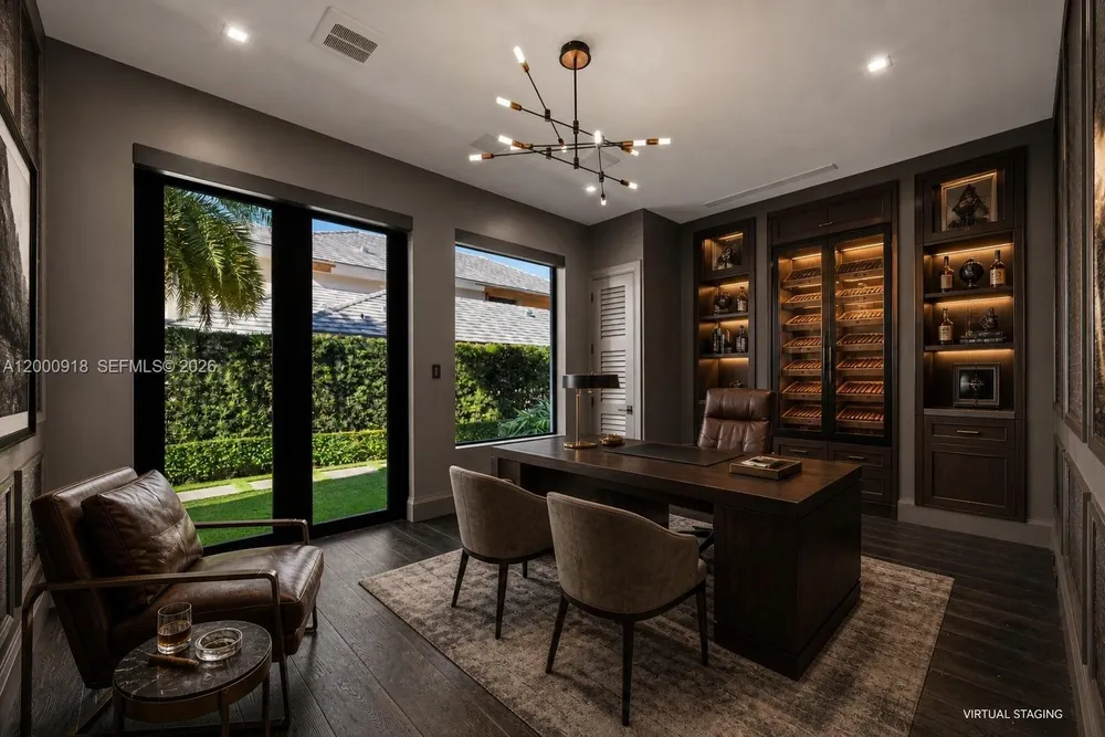 1239 Middle River Dr, Fort Lauderdale, FL 33304