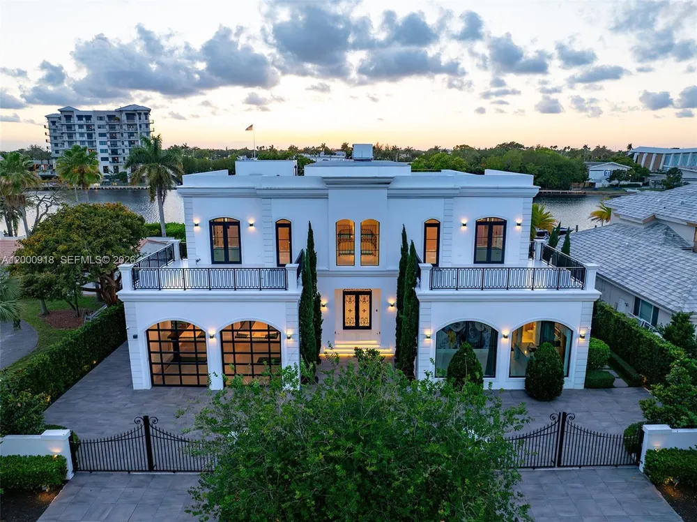 1239 Middle River Dr, Fort Lauderdale, FL 33304