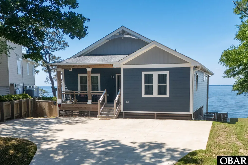 120 Sir Walter Raleigh Dr, Kill Devil Hills, NC 27948-9104