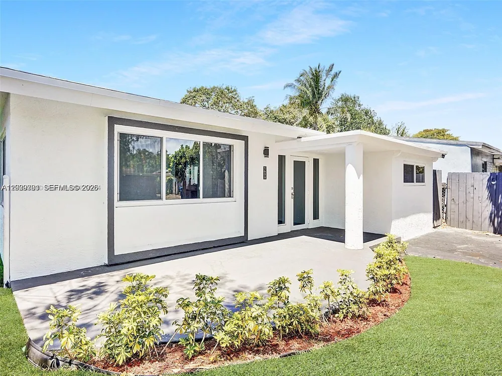 1609 NW 7th Terrace, Fort Lauderdale, FL 33311-5533