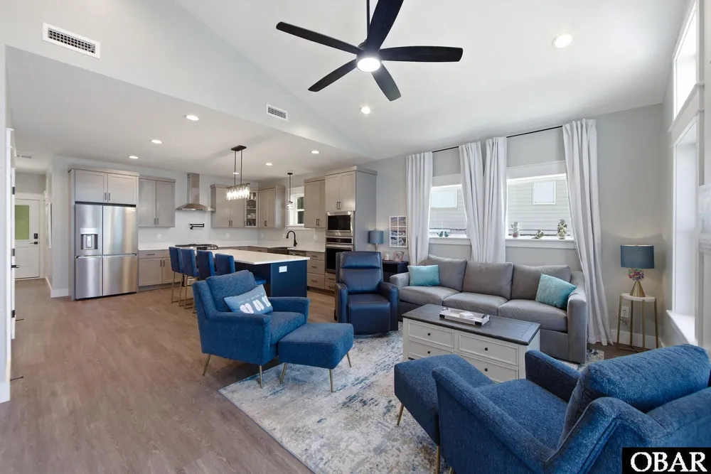 120 Sir Walter Raleigh Dr, Kill Devil Hills, NC 27948-9104