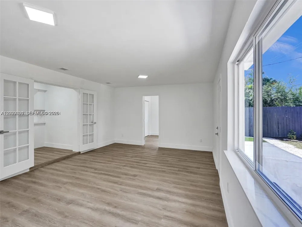 1609 NW 7th Terrace, Fort Lauderdale, FL 33311-5533