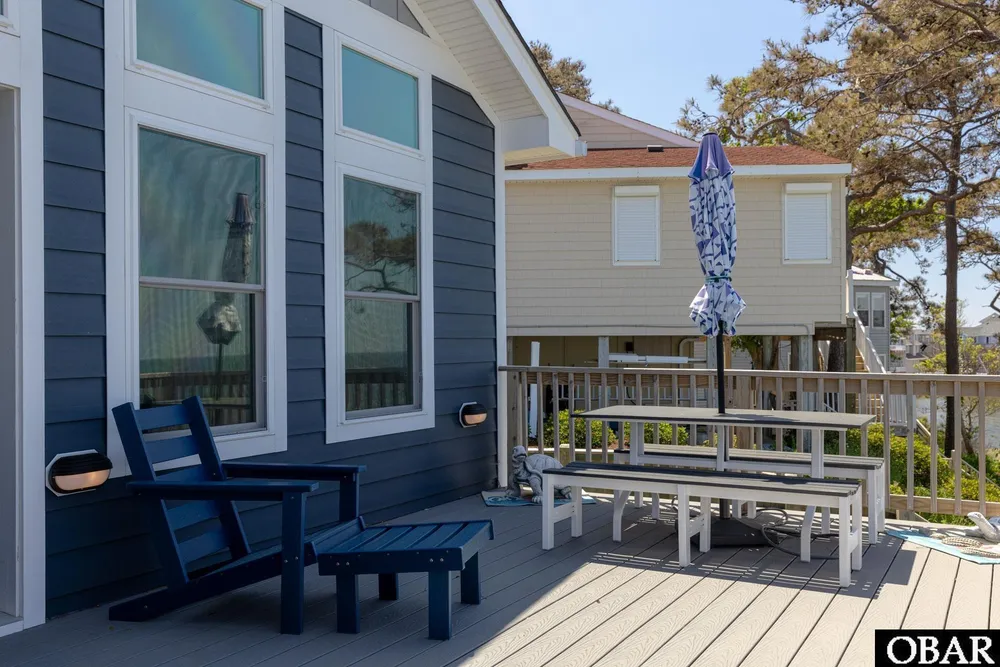 120 Sir Walter Raleigh Dr, Kill Devil Hills, NC 27948-9104