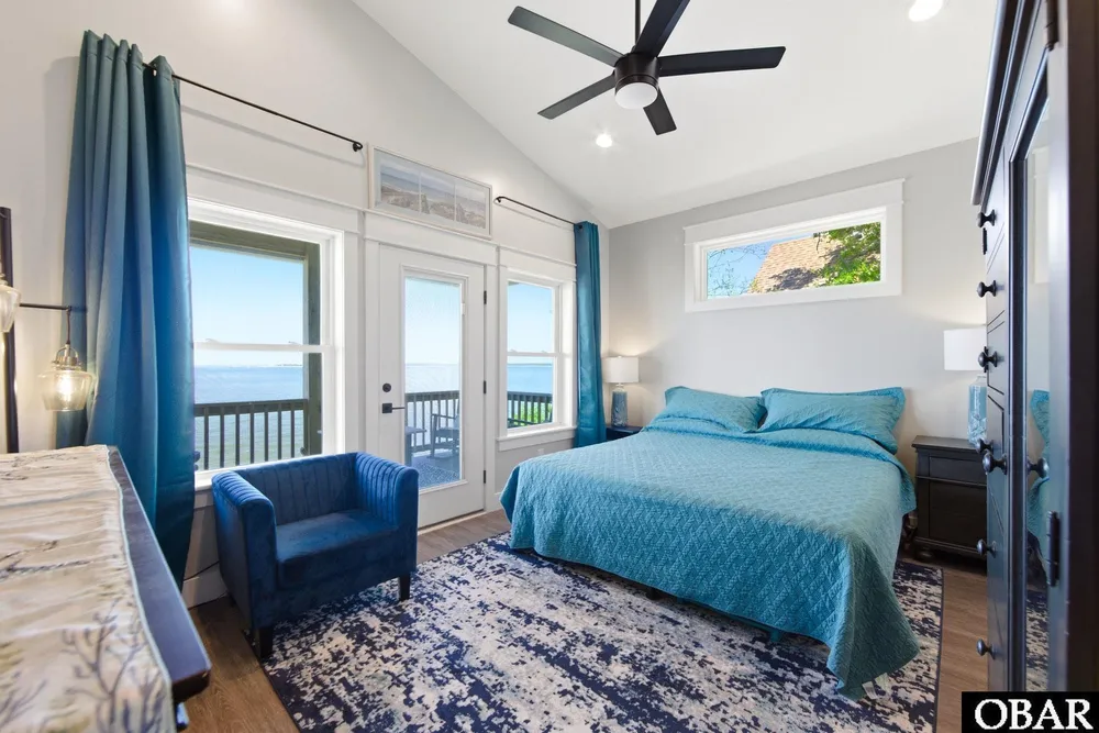 120 Sir Walter Raleigh Dr, Kill Devil Hills, NC 27948-9104