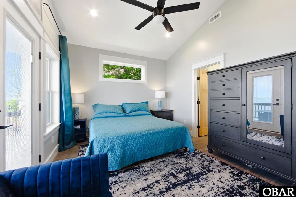 120 Sir Walter Raleigh Dr, Kill Devil Hills, NC 27948-9104
