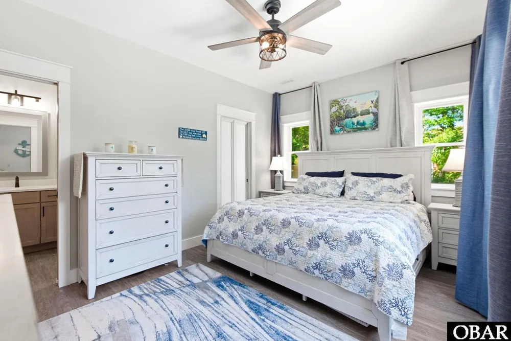120 Sir Walter Raleigh Dr, Kill Devil Hills, NC 27948-9104