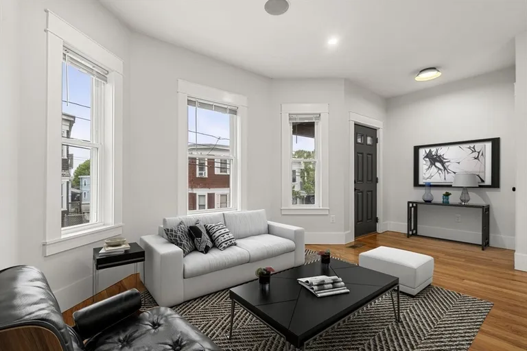 50 Cottage St, Chelsea, MA 02150