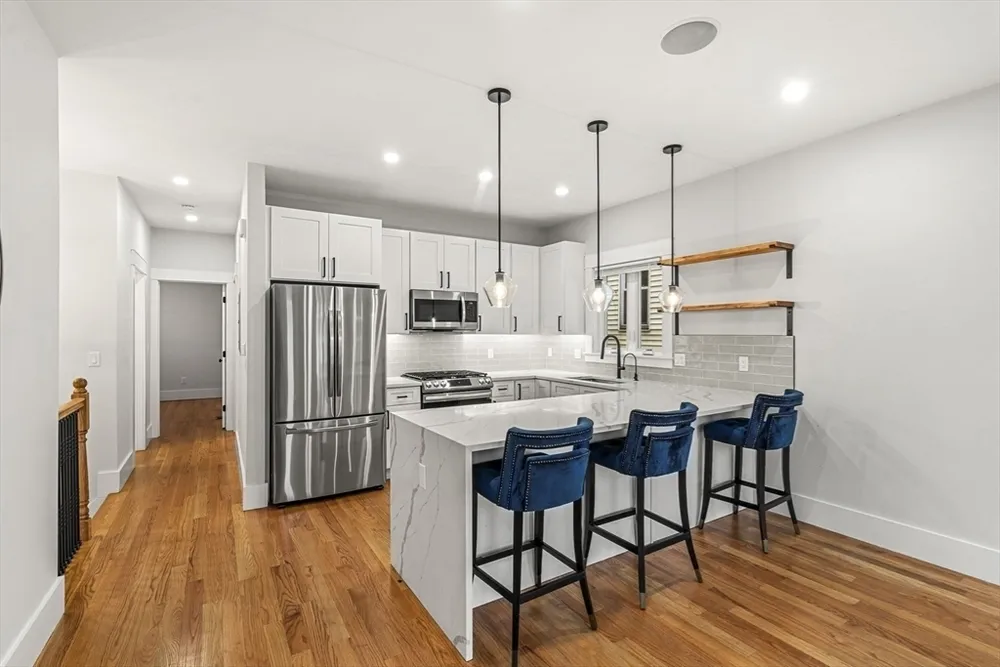 50 Cottage St, Chelsea, MA 02150
