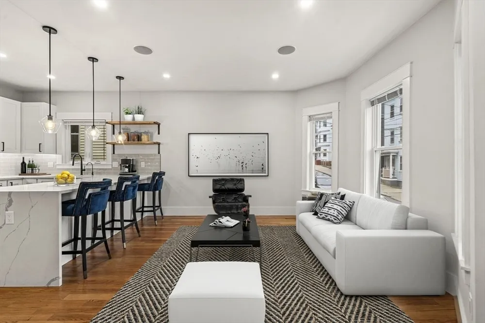 50 Cottage St, Chelsea, MA 02150