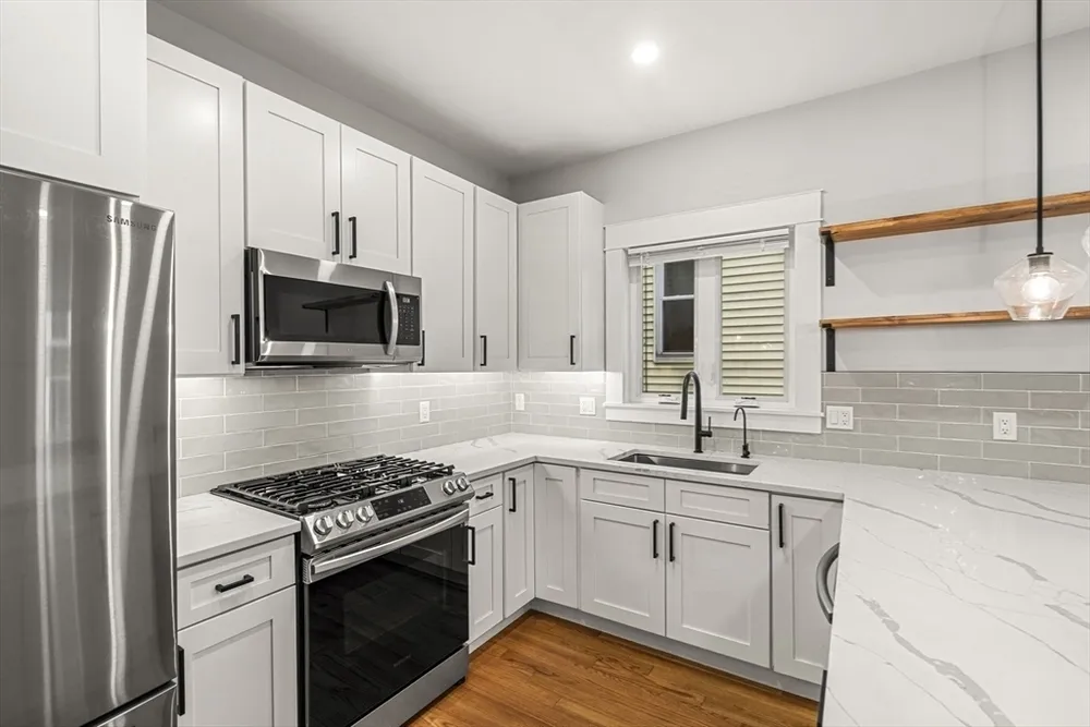 50 Cottage St, Chelsea, MA 02150