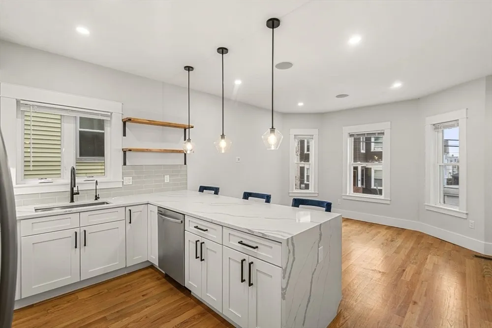 50 Cottage St, Chelsea, MA 02150