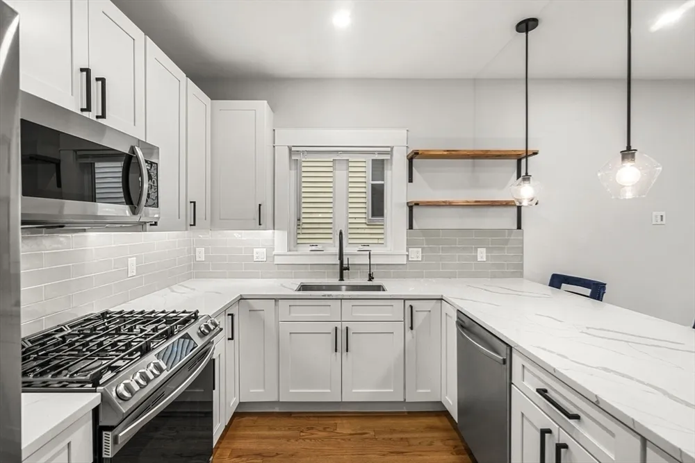 50 Cottage St, Chelsea, MA 02150