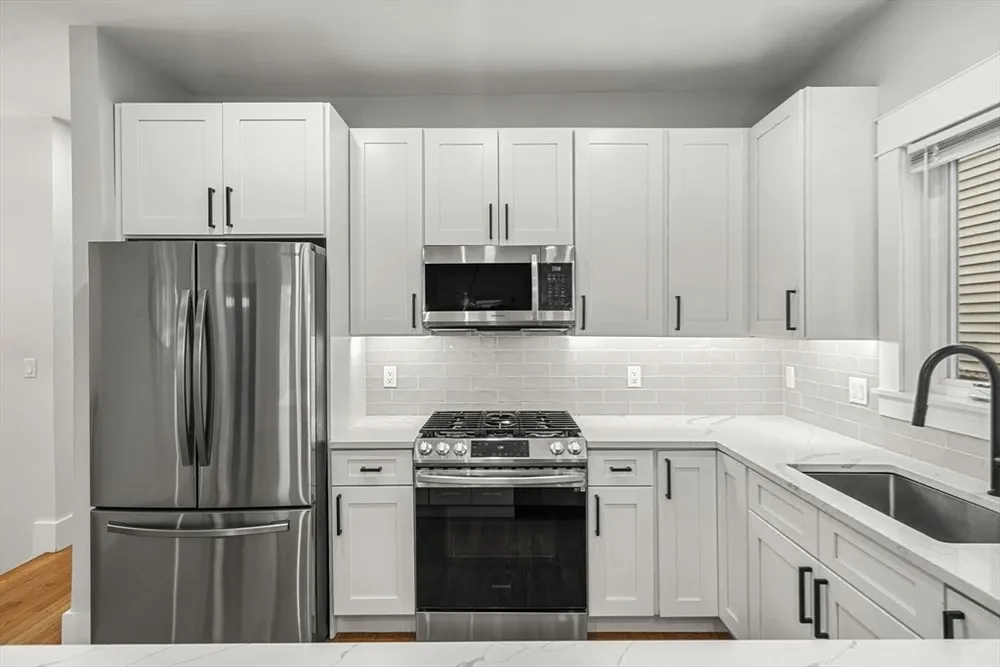 50 Cottage St, Chelsea, MA 02150