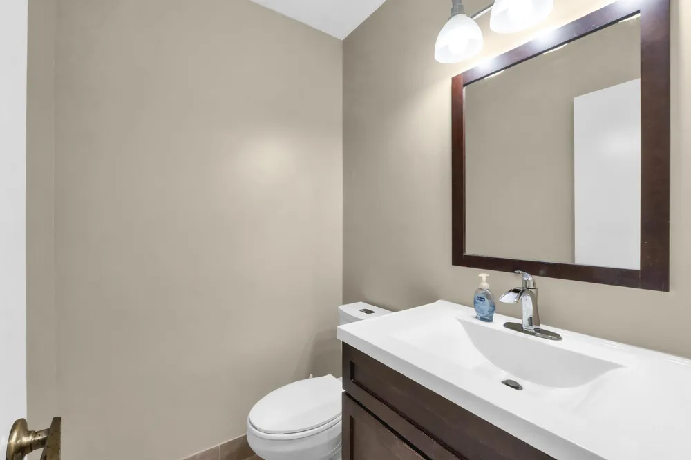 5040 NW 88th Ln, Coral Springs, FL 33067
