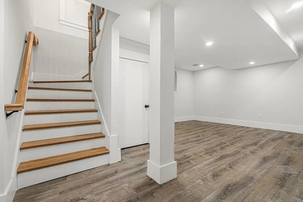 50 Cottage St, Chelsea, MA 02150