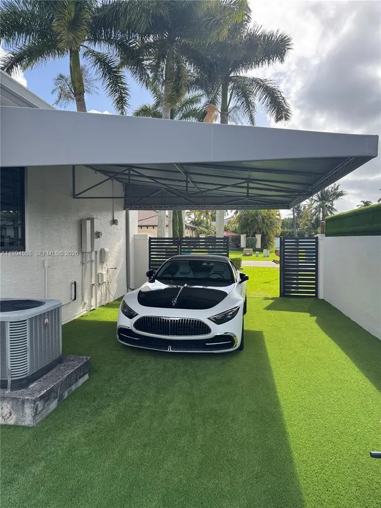 2600 SW 128th Ct, Miami, FL 33175