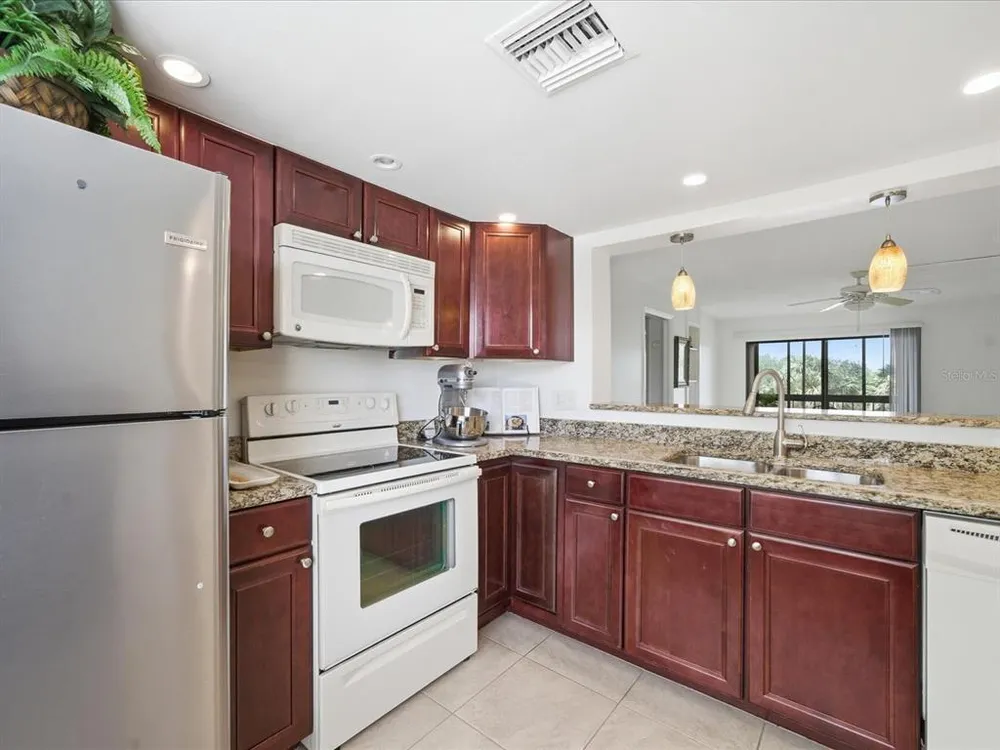 13626 Greenfield Dr, Tampa, FL 33618