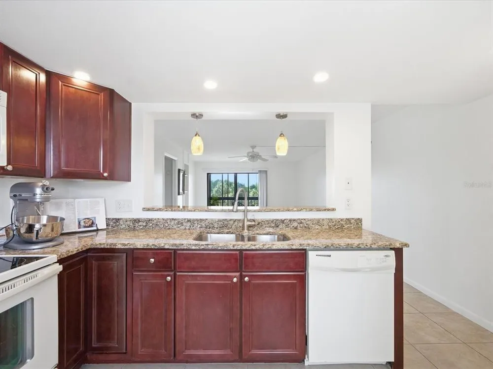 13626 Greenfield Dr, Tampa, FL 33618