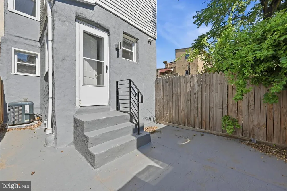 2241 N Hancock St, Philadelphia, PA 19133