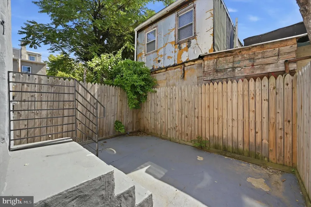 2241 N Hancock St, Philadelphia, PA 19133