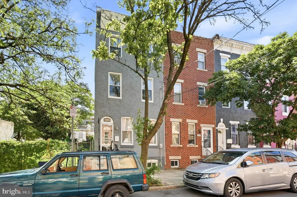 2241 N Hancock St, Philadelphia, PA 19133