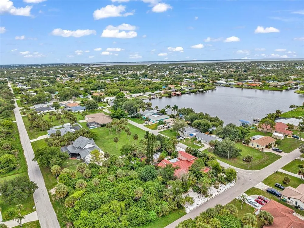 4056 Gingold St, Port Charlotte, FL 33948