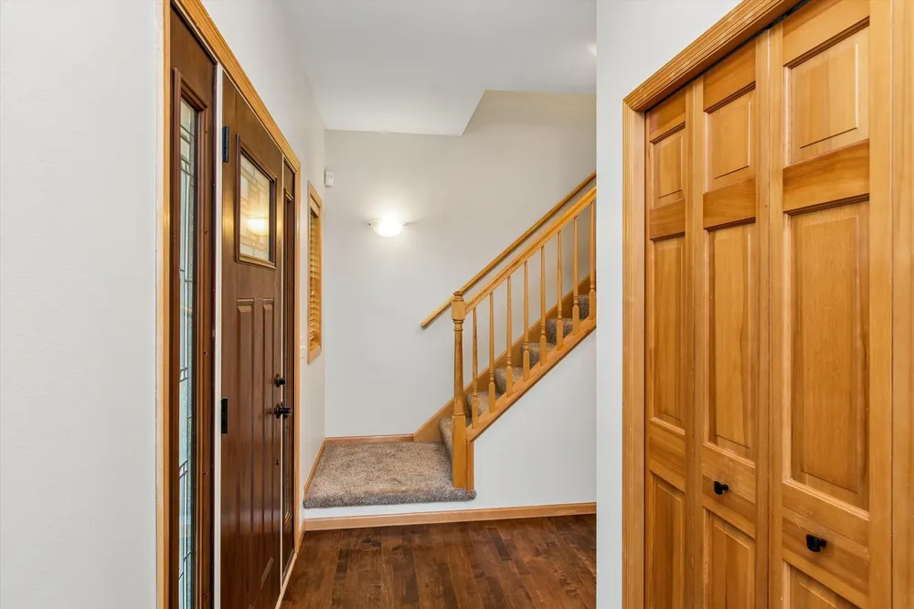 19925 English Ct, Farmington, MN 55024