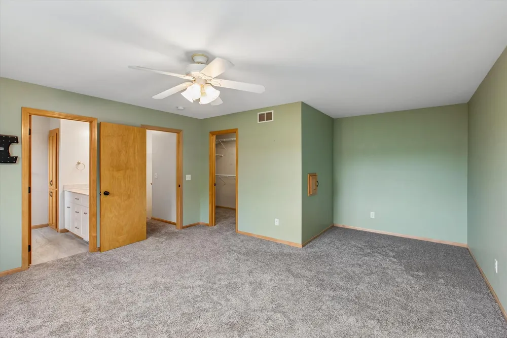 19925 English Ct, Farmington, MN 55024