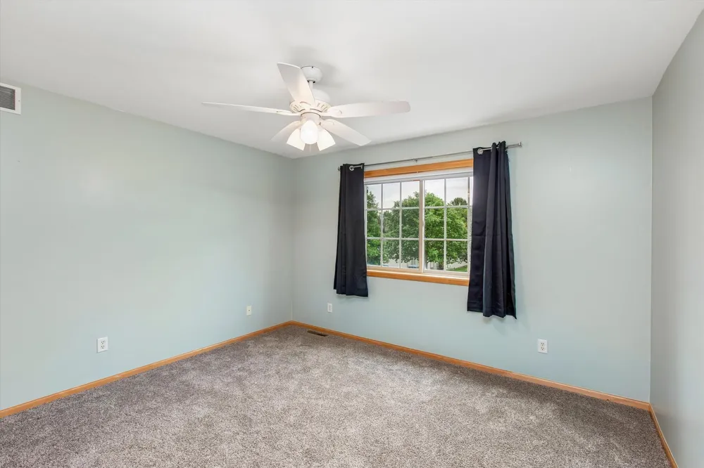 19925 English Ct, Farmington, MN 55024