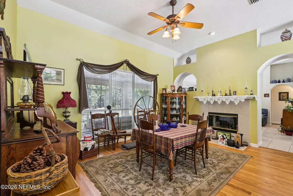 1229 Cactus Cut Rd, Middleburg, FL 32068