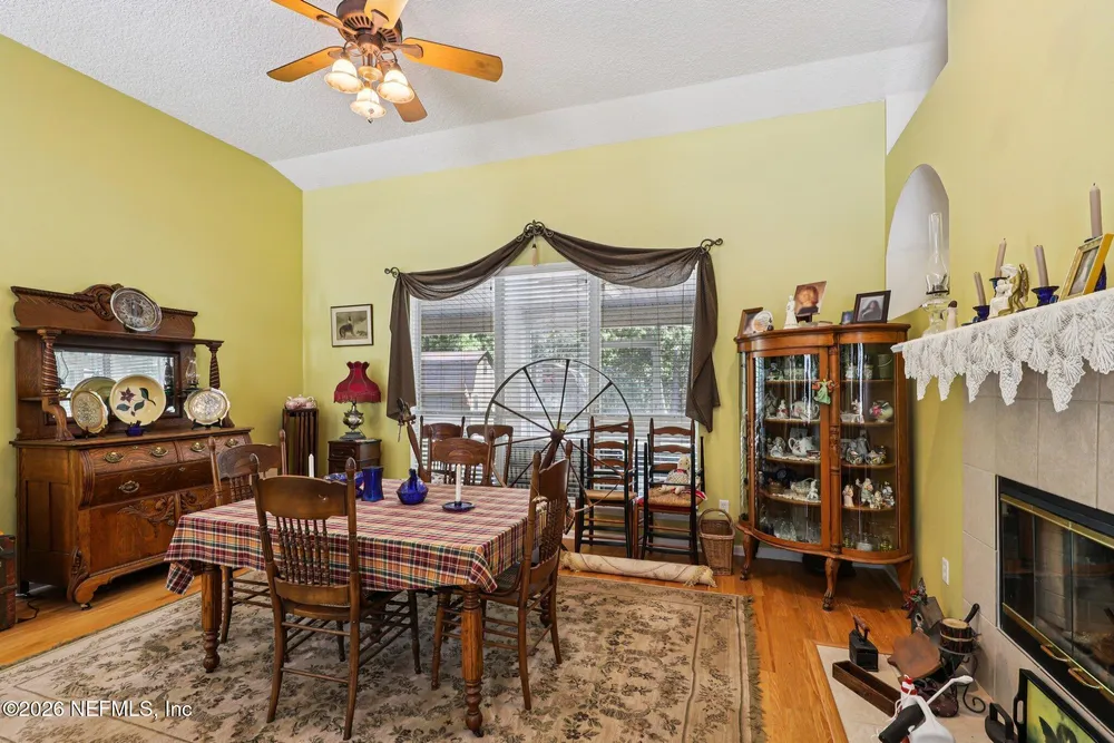 1229 Cactus Cut Rd, Middleburg, FL 32068