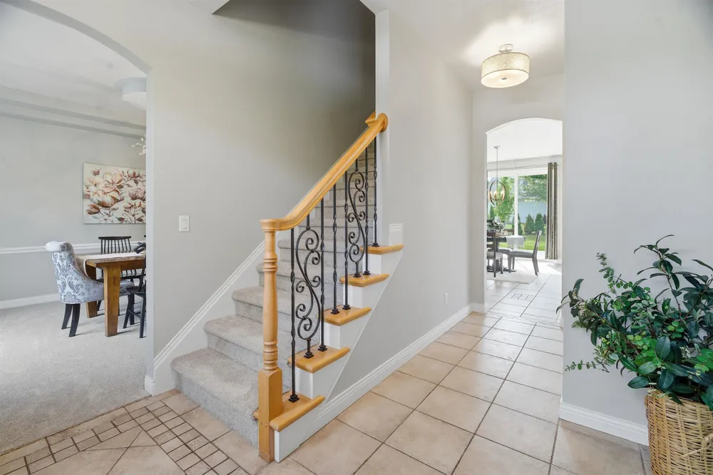 4717 N Tanglewood Dr, Appleton, WI 54913