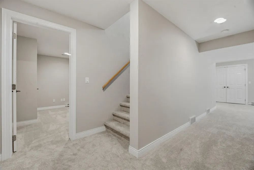 4717 N Tanglewood Dr, Appleton, WI 54913