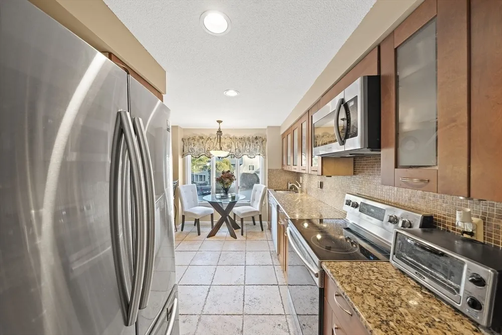 86 Abington Rd, Danvers, MA 01923