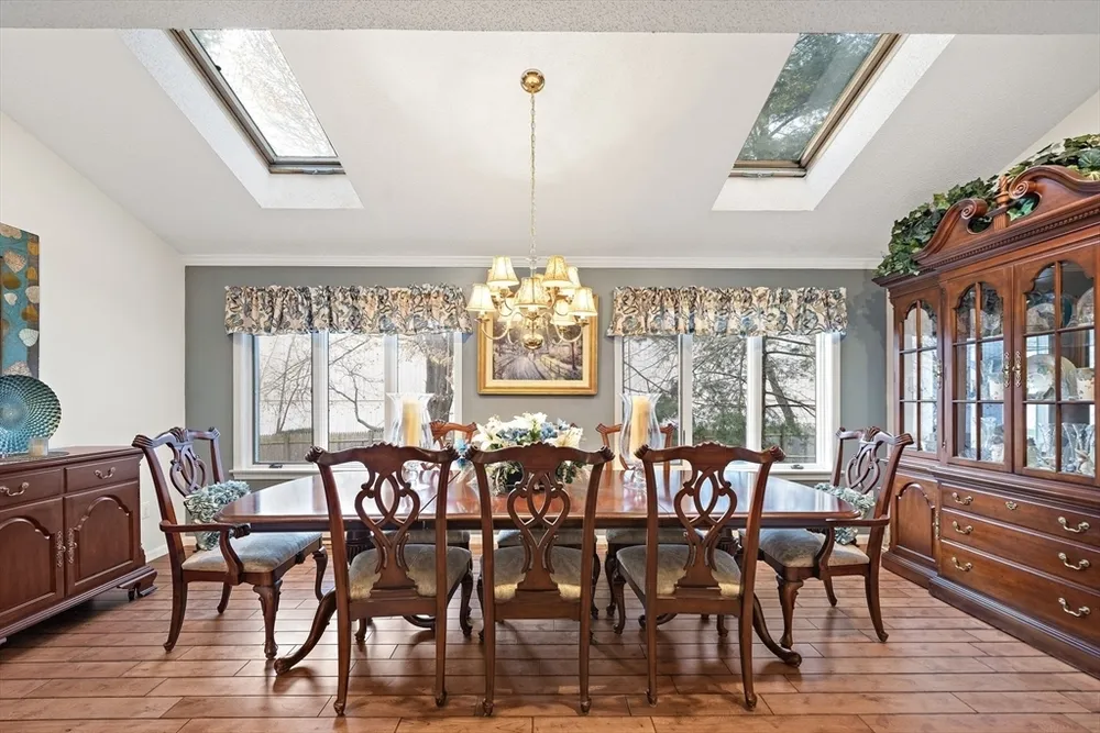 86 Abington Rd, Danvers, MA 01923