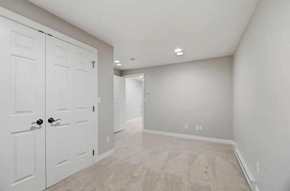 4717 N Tanglewood Dr, Appleton, WI 54913