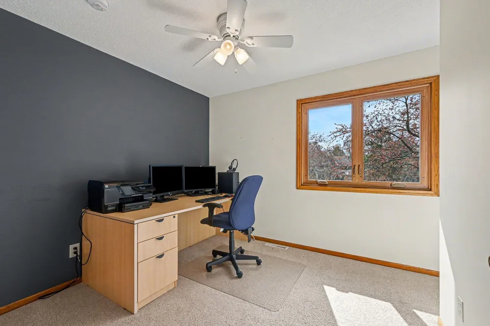 675 Bridle Ridge Circle, Eagan, MN 55123