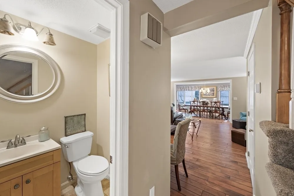 86 Abington Rd, Danvers, MA 01923
