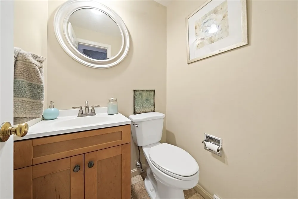 86 Abington Rd, Danvers, MA 01923