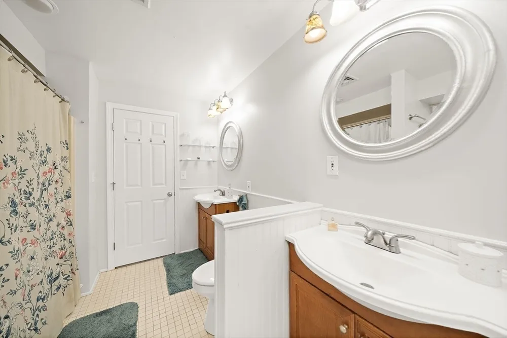 86 Abington Rd, Danvers, MA 01923