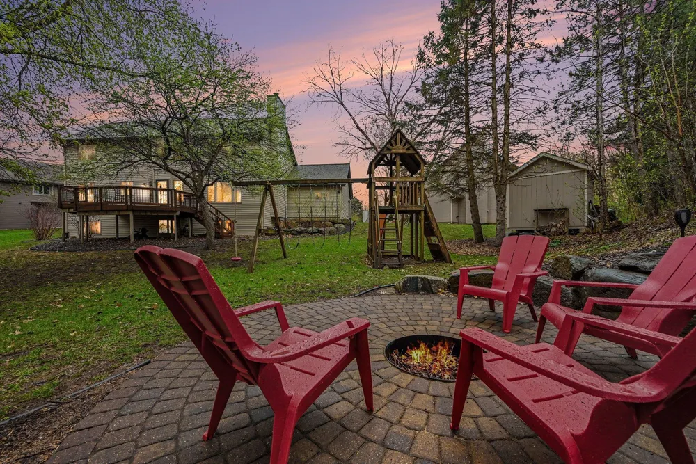 675 Bridle Ridge Circle, Eagan, MN 55123