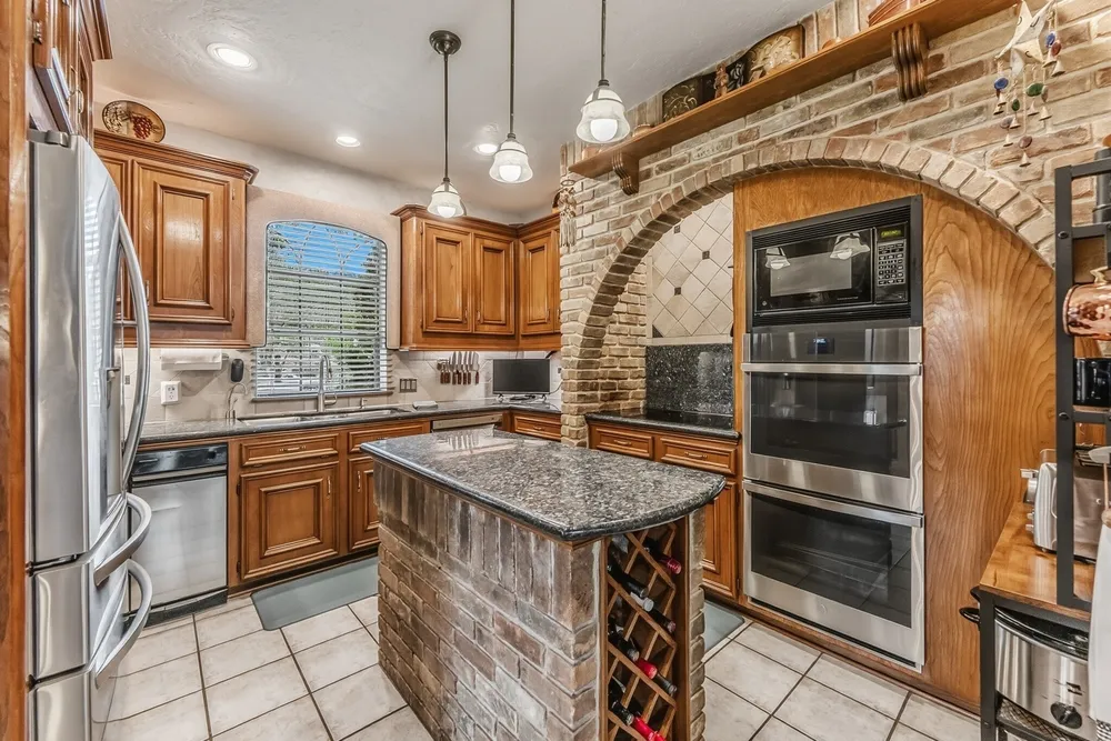 6047 Spring Creek, Spring, TX 77379