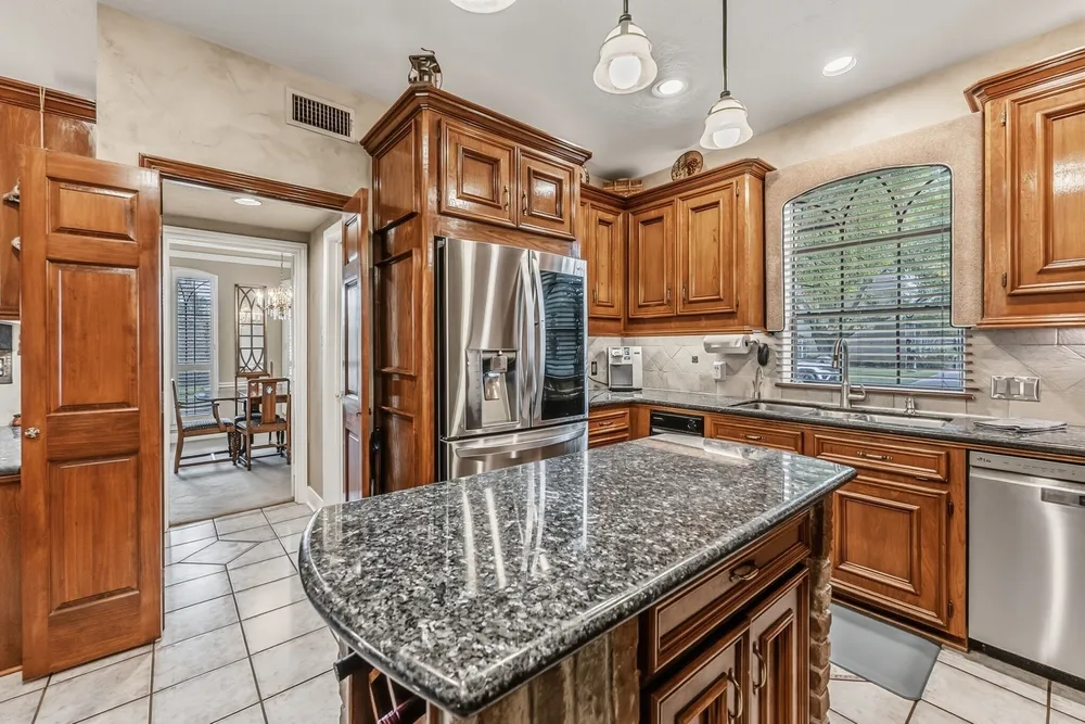 6047 Spring Creek, Spring, TX 77379
