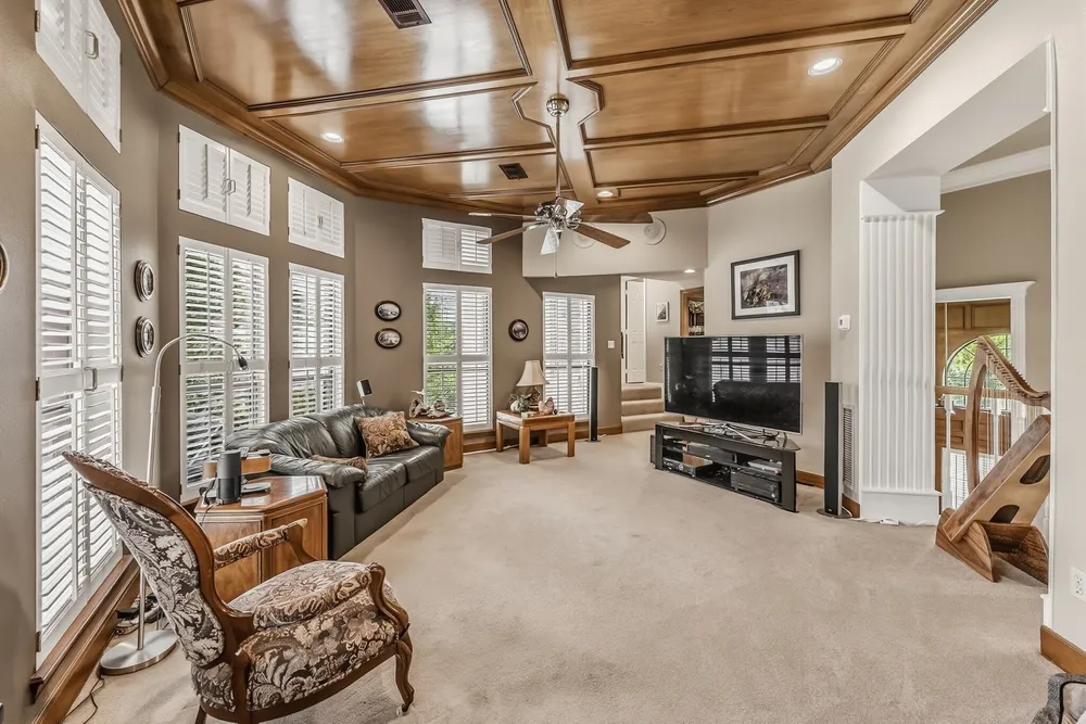 6047 Spring Creek, Spring, TX 77379