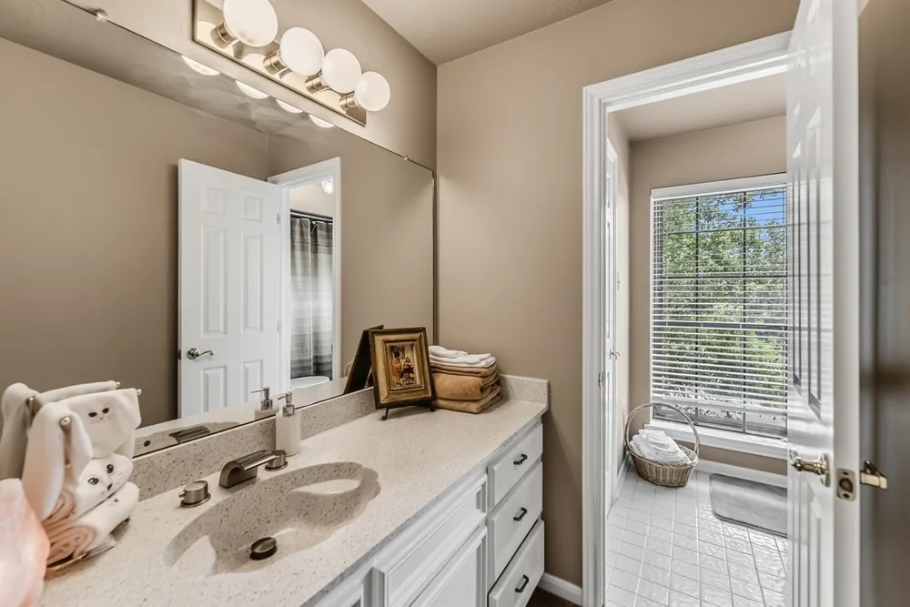 6047 Spring Creek, Spring, TX 77379