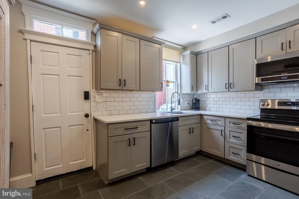 32 Cornhill St, Annapolis, MD 21401