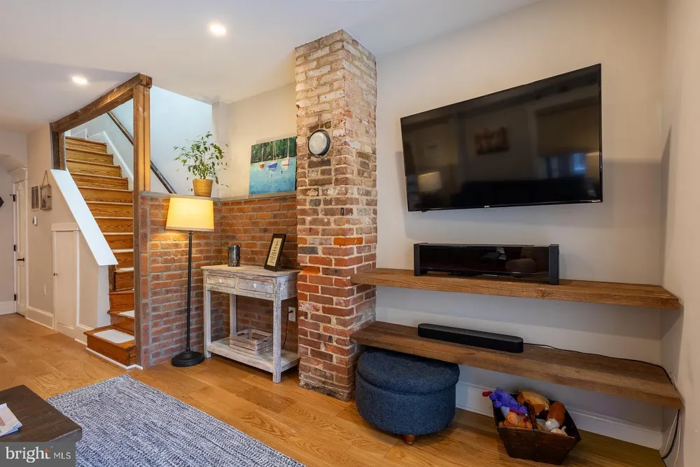 32 Cornhill St, Annapolis, MD 21401